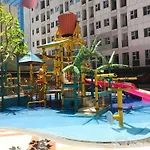 Chic And Cozy Studio Apartment At Transpark Juanda Bekasi By Travelio