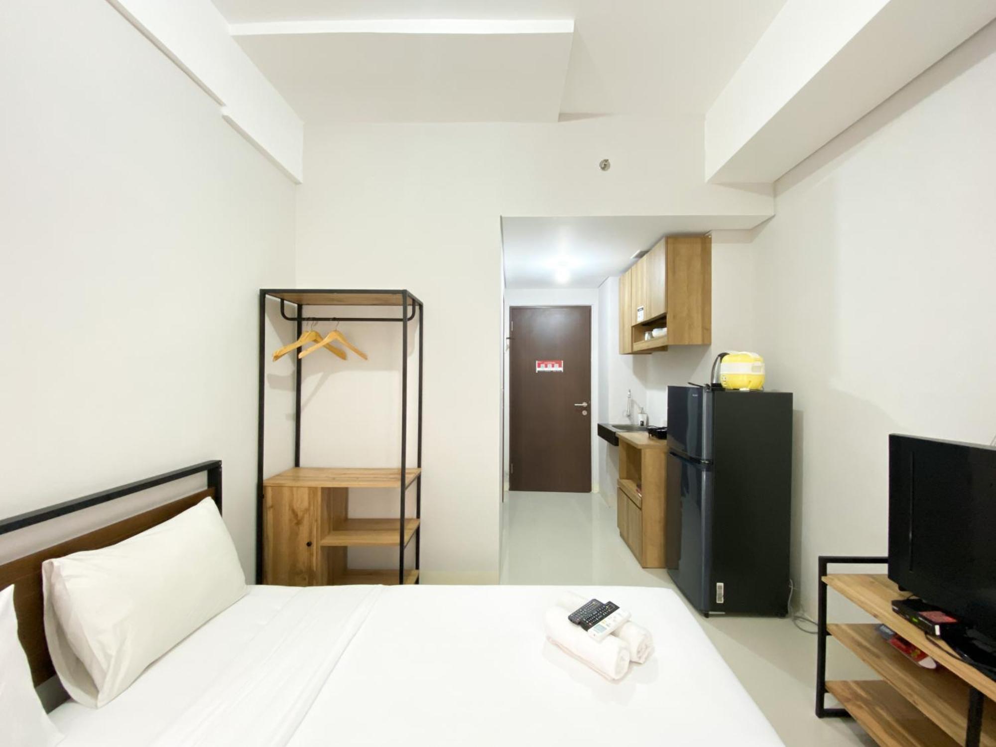 Chic And Cozy At Transpark Juanda By Travelio * Bekasi